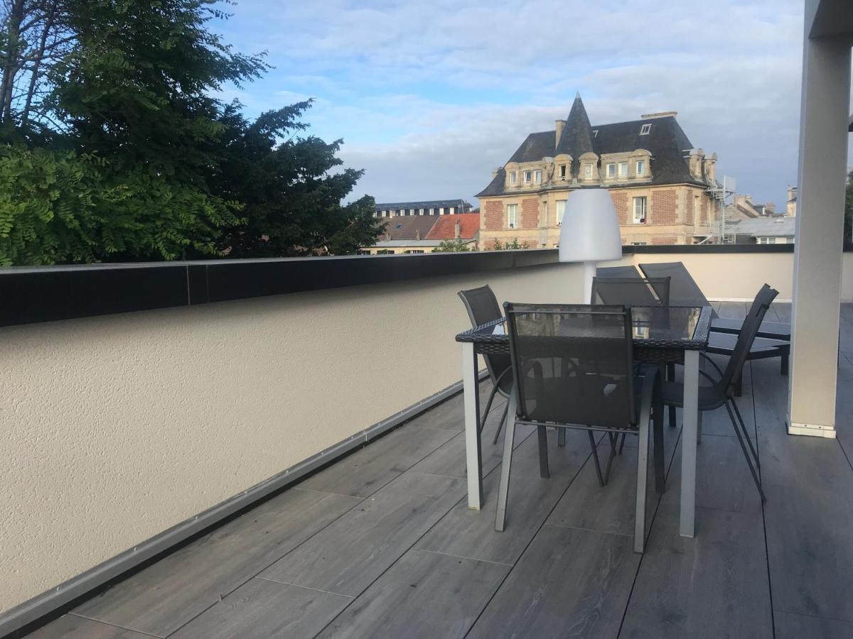 Aux Gres Des Vagues Apartment Lion-sur-Mer Exterior photo